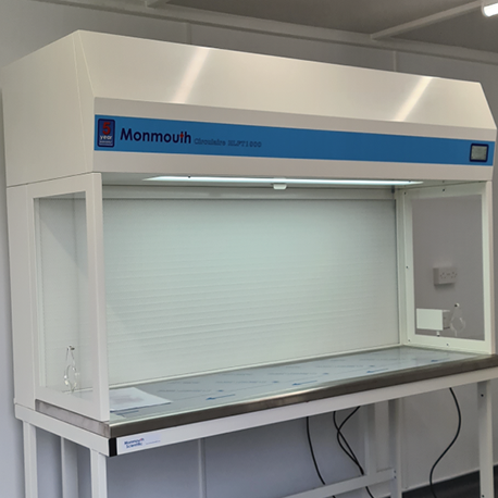 Vertical Laminar Flow Cabinet